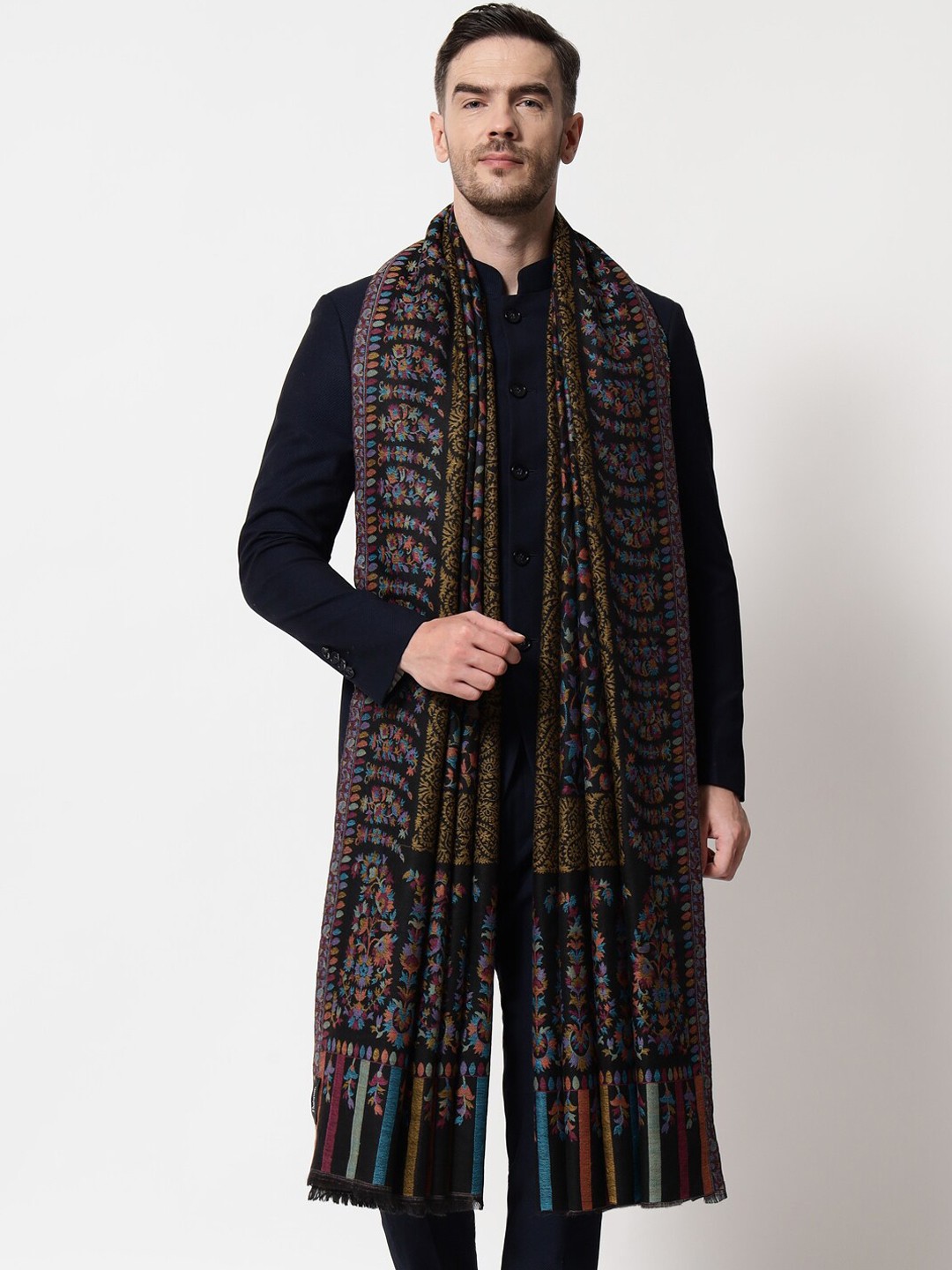 

Pashtush Men Black & Maroon Printed Shawl