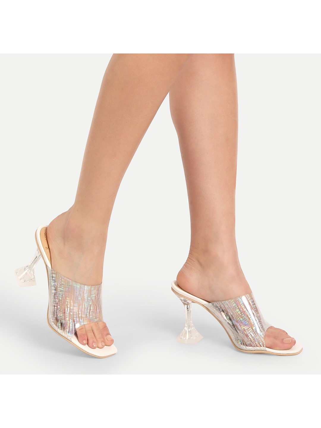 

MODA-X Women White Textured Stiletto Sandal
