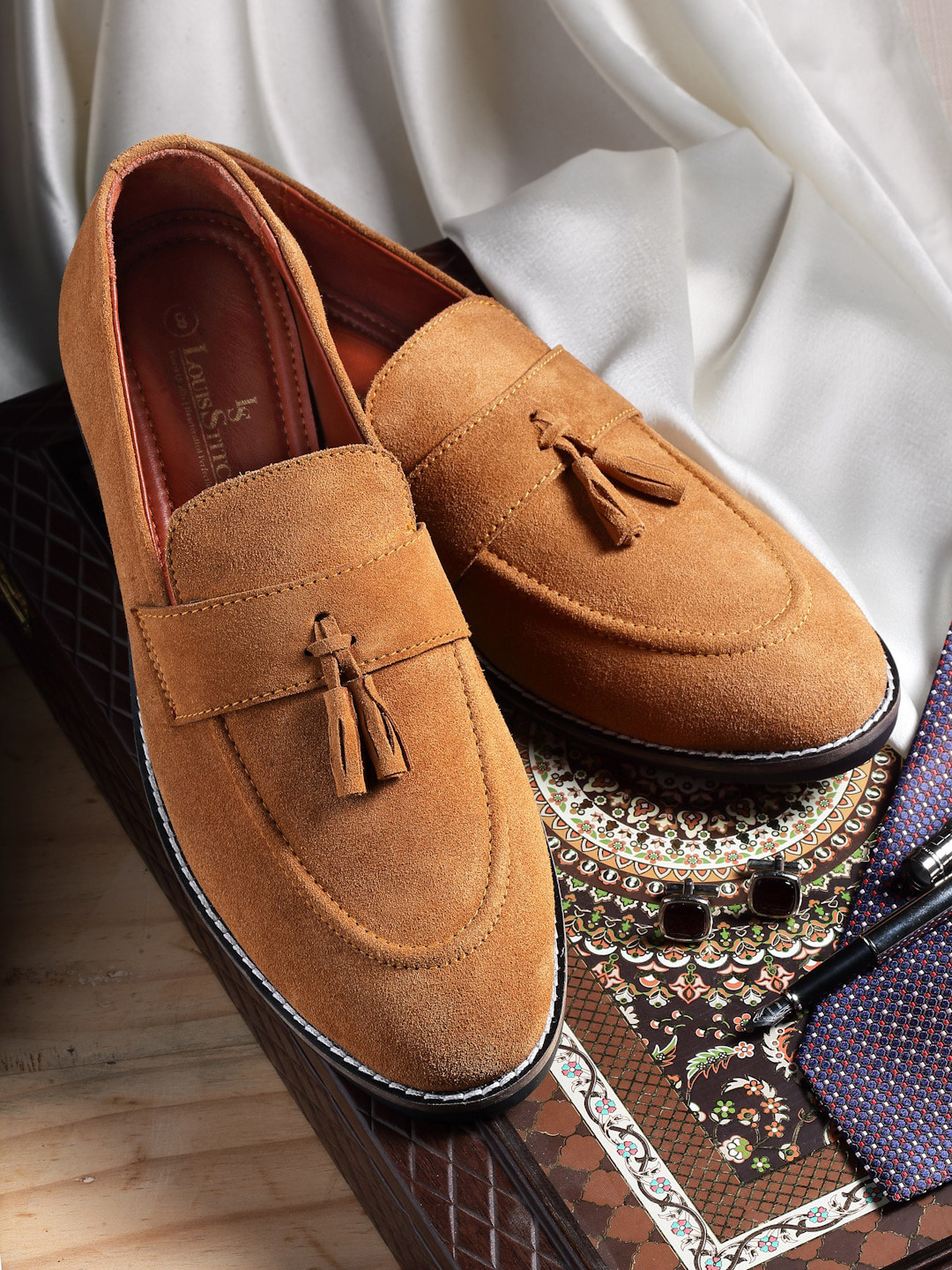 

LOUIS STITCH Men Tan Suede Loafers