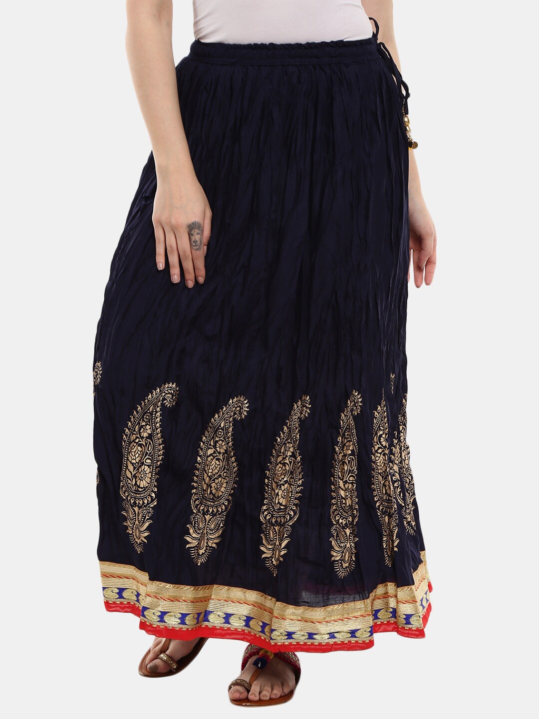 

V-Mart Women Blue Ethnic Printed Maxi Skirts