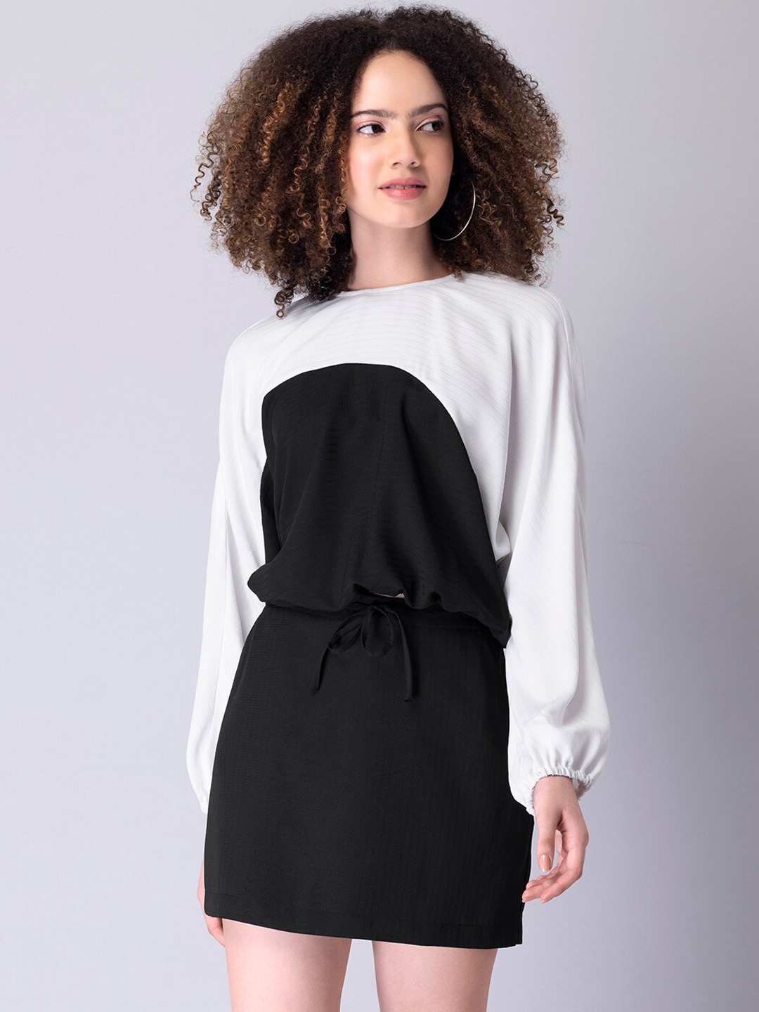 

FabAlley Women Black & White Colourblocked Top with Skirt