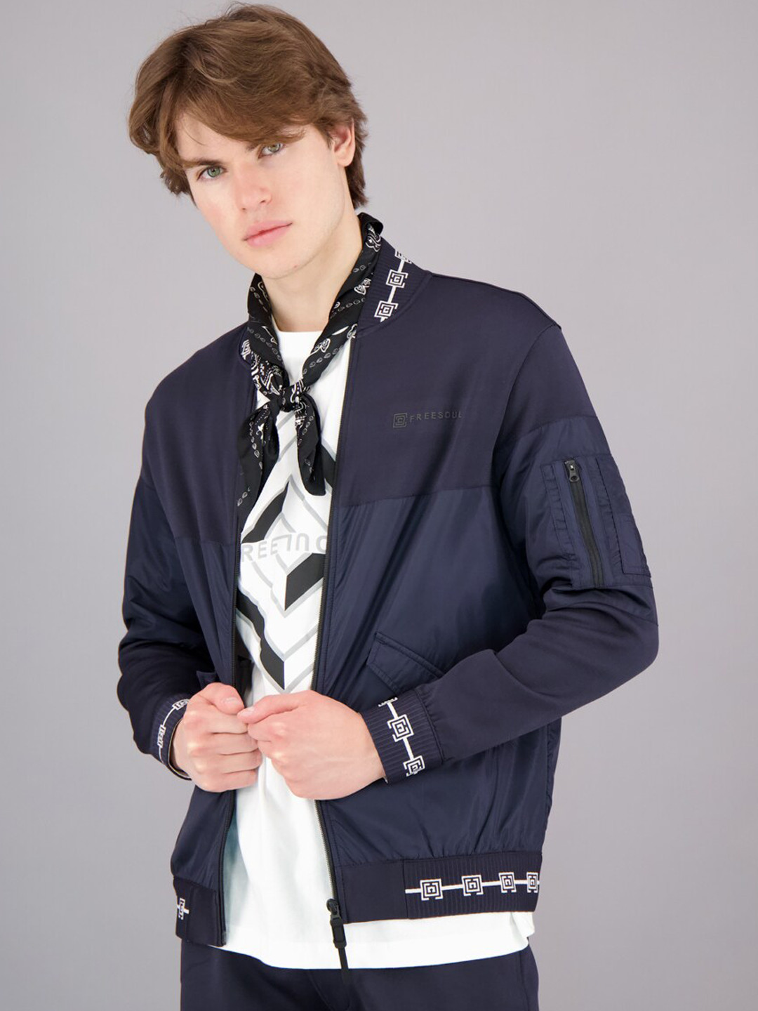 

FREESOUL Men Blue Colourblocked Tailored Jacket