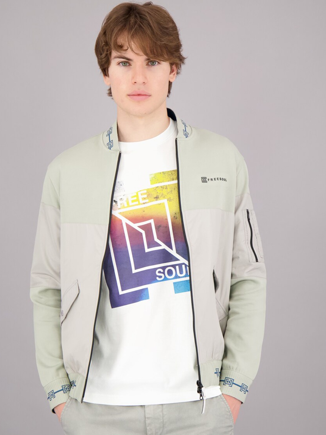 

FREESOUL Men Grey Colourblocked Bomber with Patchwork Jacket