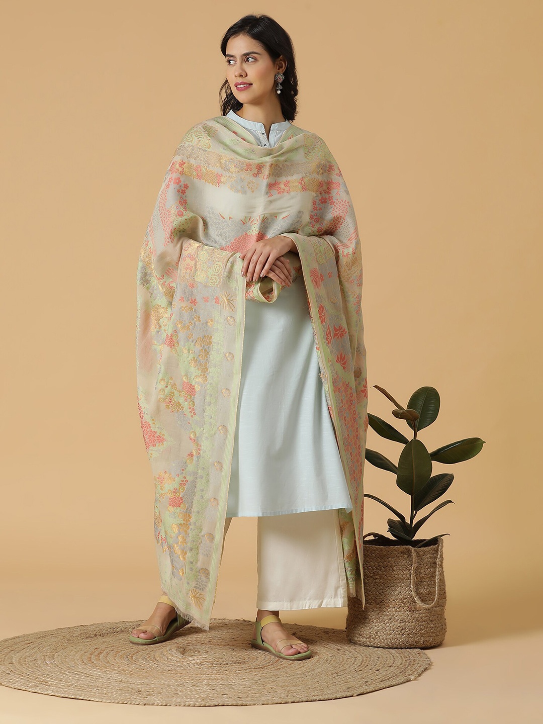 

SHINGORA Green & Cream-Coloured Woven Design Dupatta