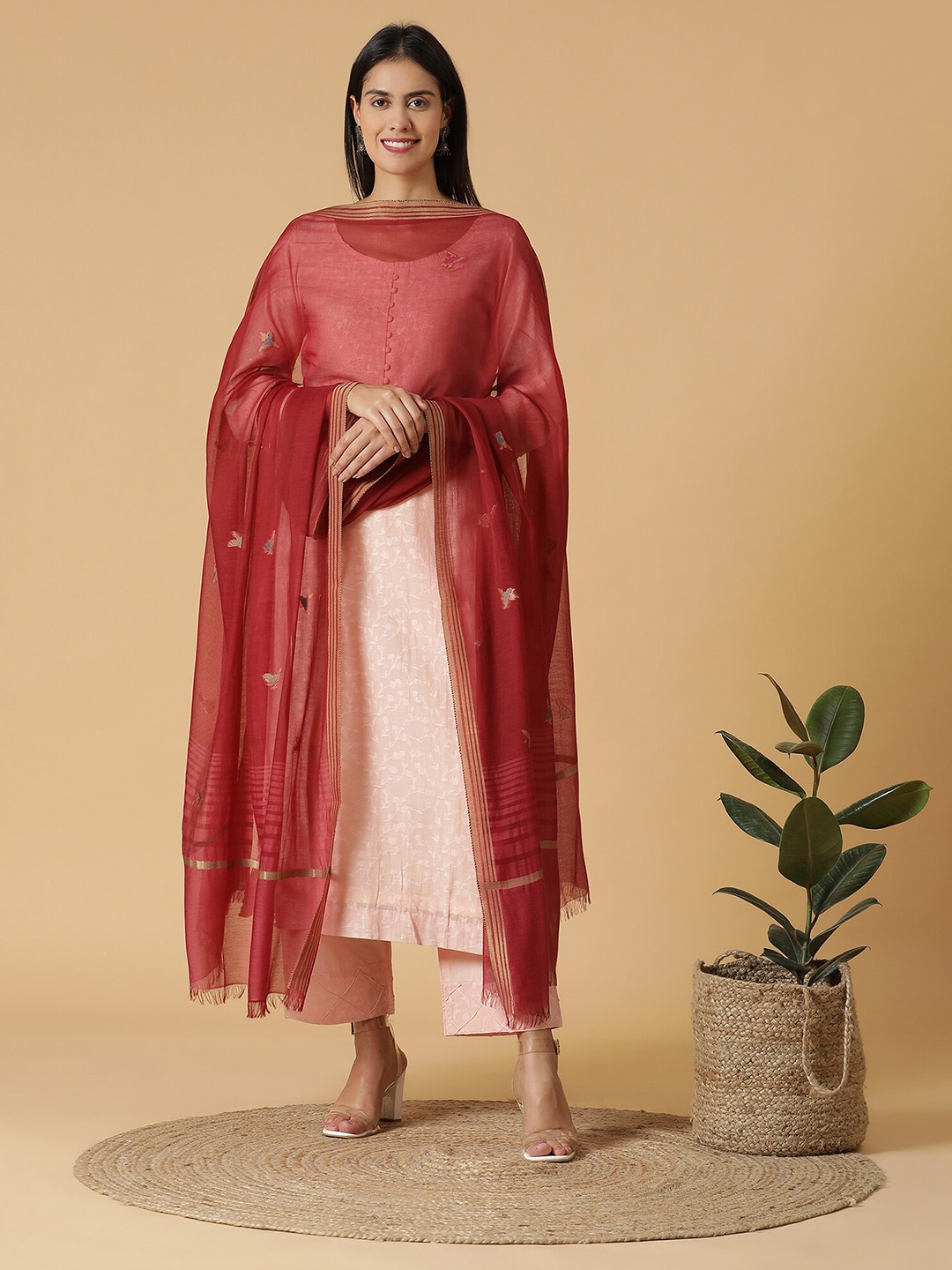 

SHINGORA Maroon & Gold-Toned Woven Design Dupatta