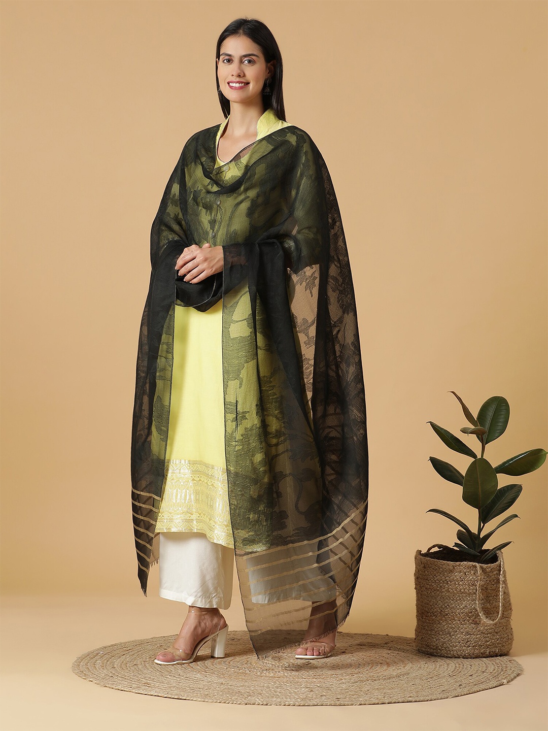 

SHINGORA Black & Gold-Toned Woven Design Dupatta