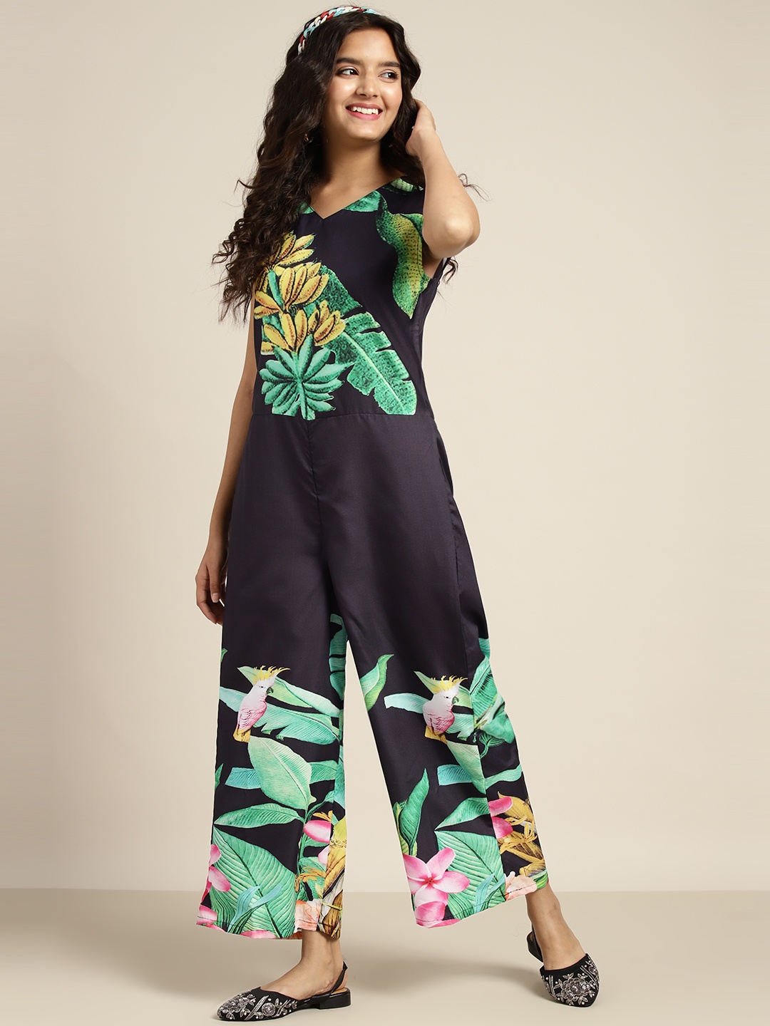 

Sangria Girls Floral Printed Sleeveless Basic Jumpsuit, Black