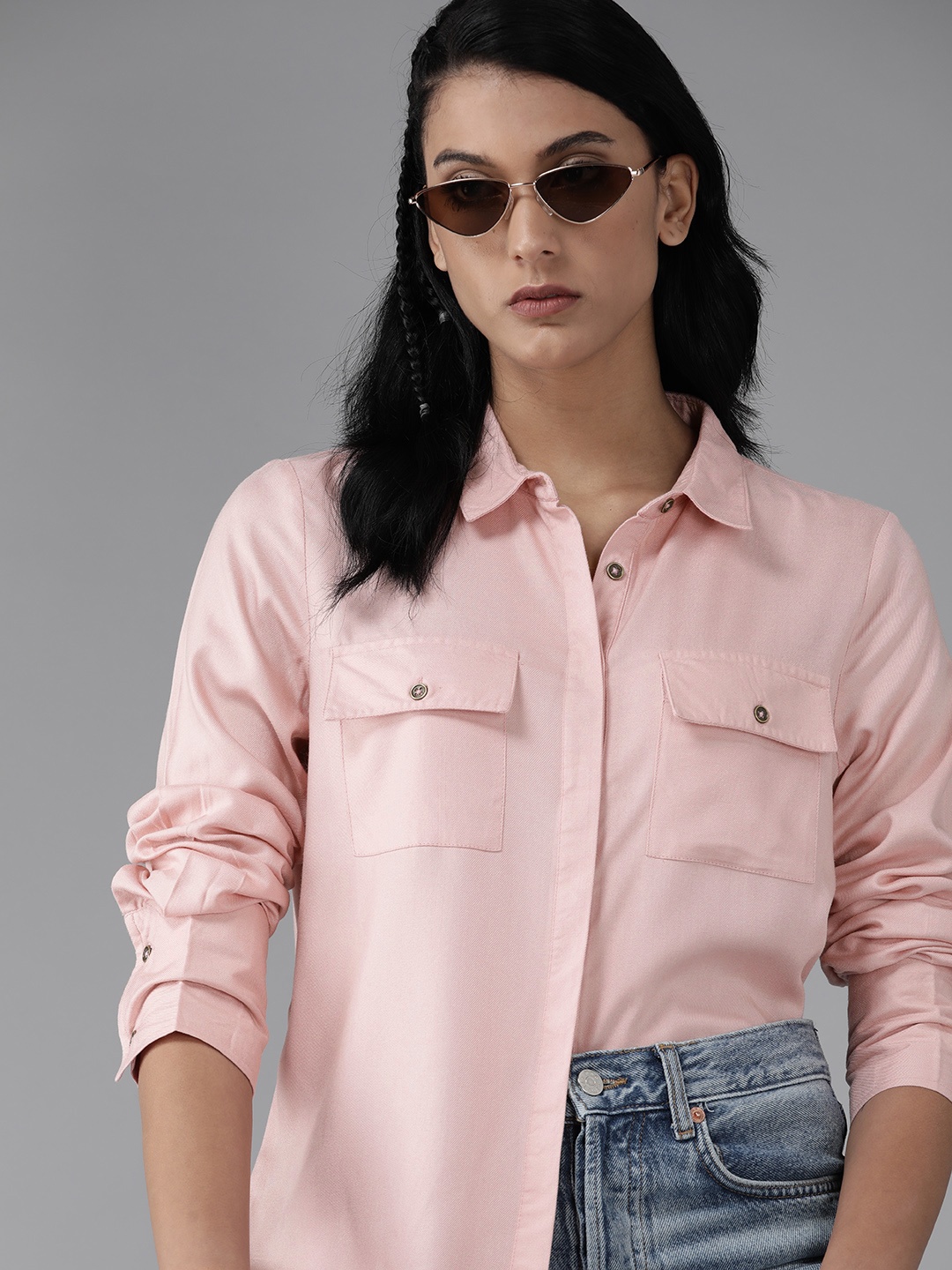 

The Roadster Lifestyle Co. Women Pink Solid Regular Fit Shirt