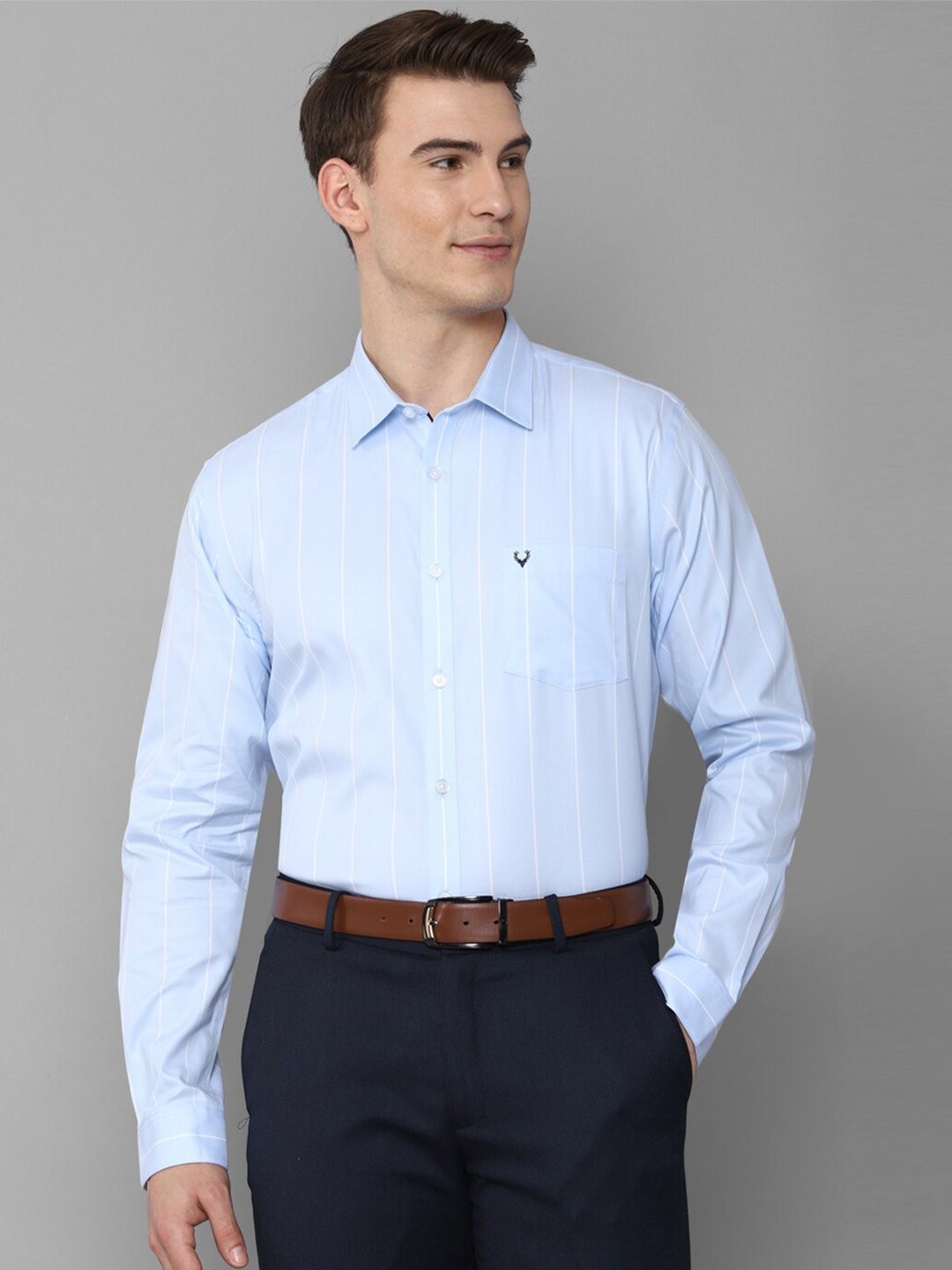 

Allen Solly Men Blue Slim Fit Striped Formal Shirt