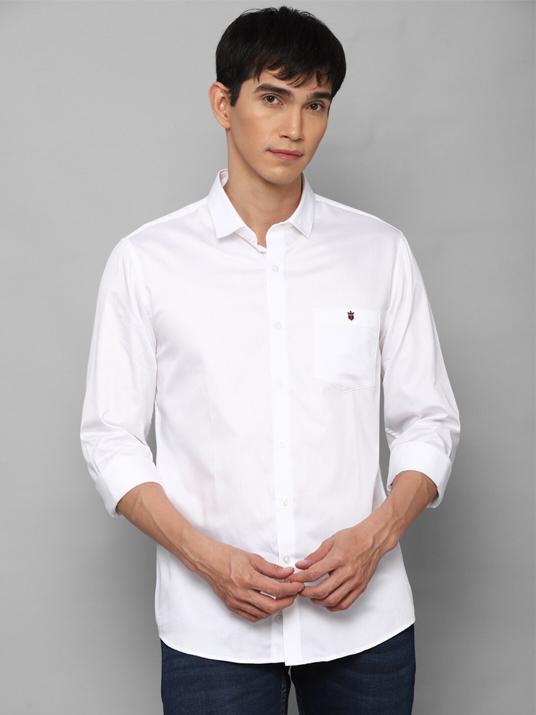 

Louis Philippe Jeans Men White Slim Fit Casual Shirt