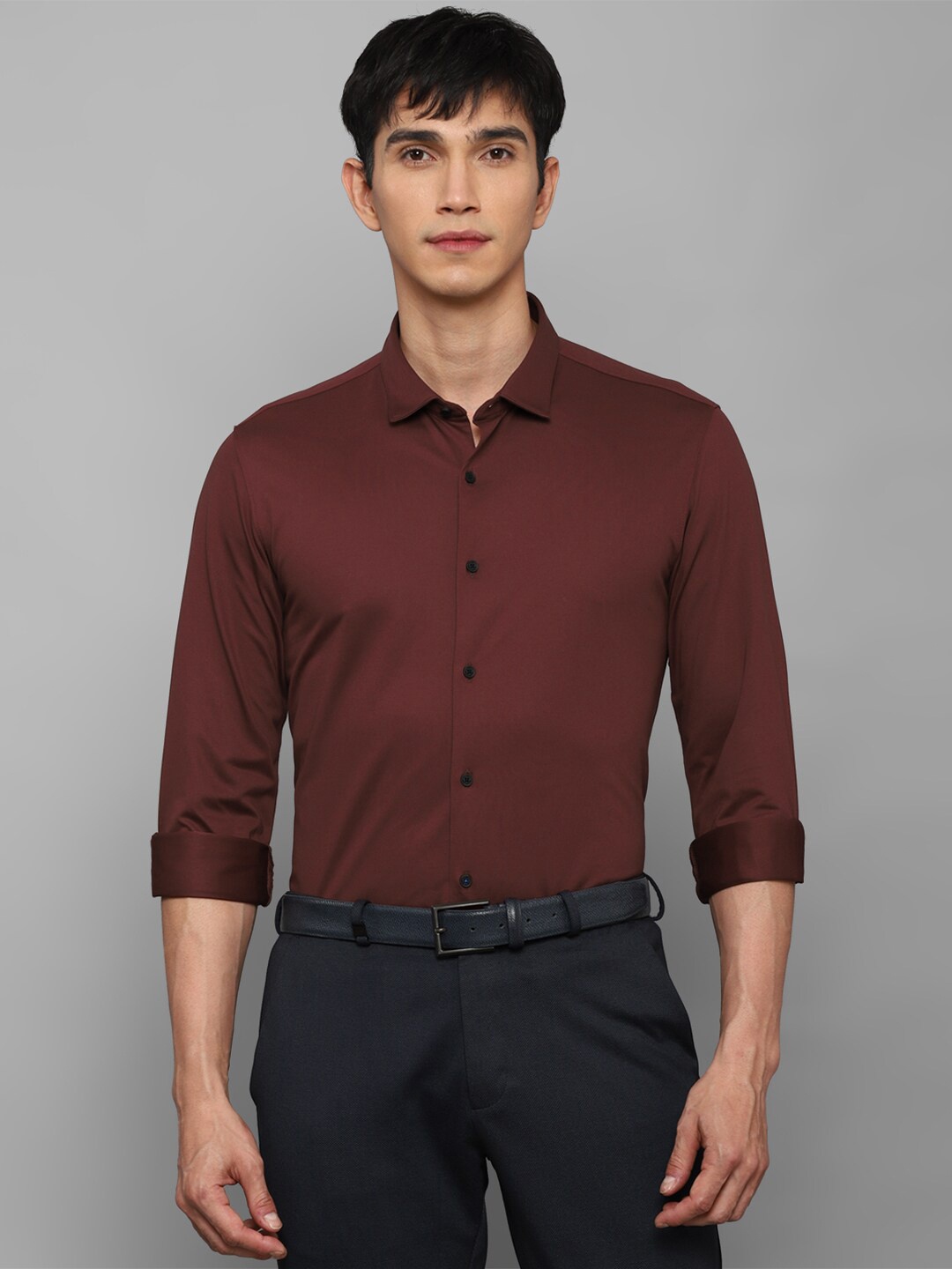 

Louis Philippe Sport Men Maroon Slim Fit Casual Shirt