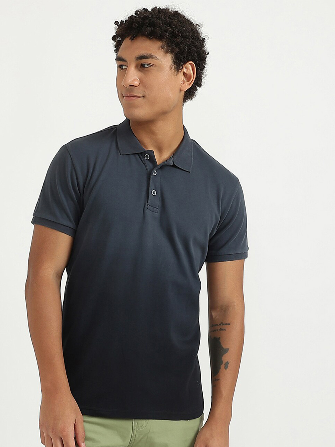 

United Colors of Benetton Men Grey Ombre Polo Collar T-shirt