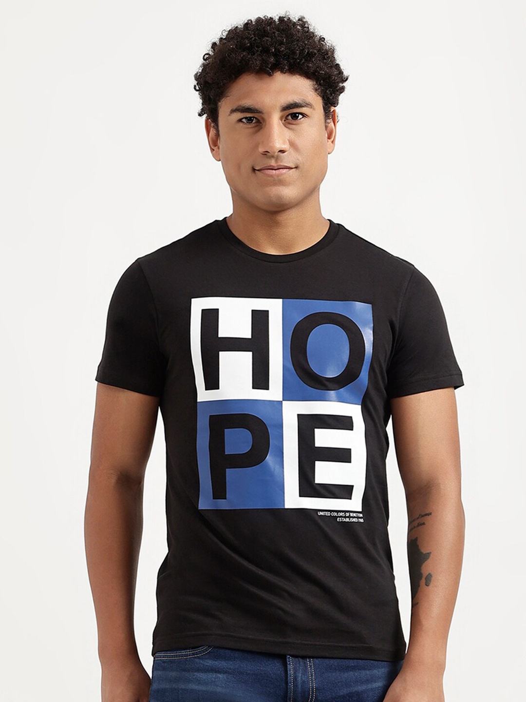 

United Colors of Benetton Men Black & Blue Typography Printed T-shirt