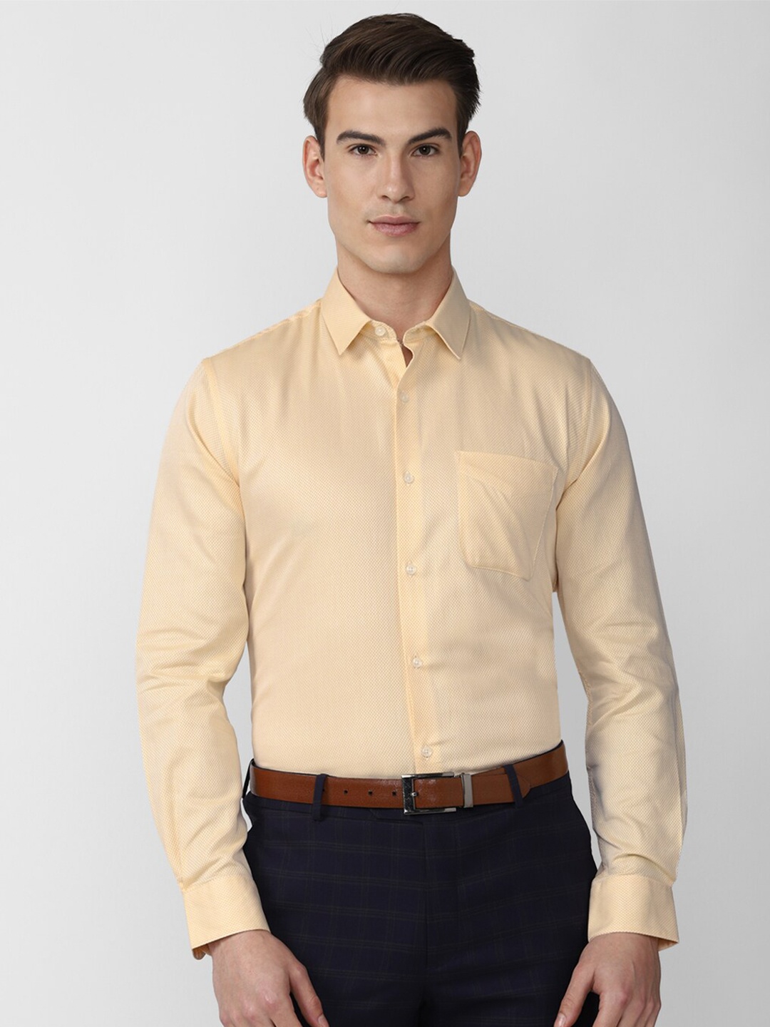 

Peter England Men Orange Pure Cotton Slim Fit Formal Shirt