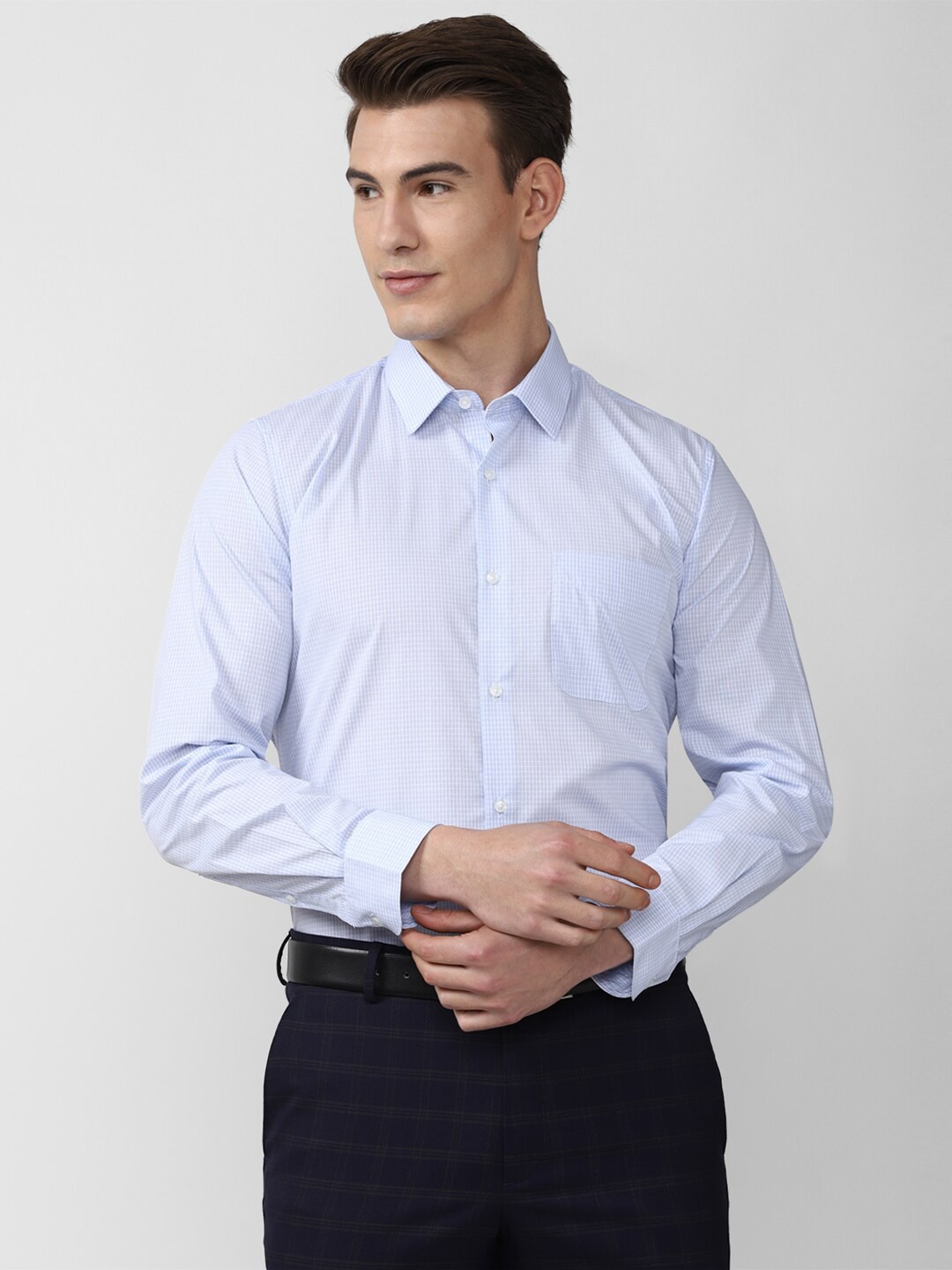 

Peter England Men Blue Micro Checks Slim Fit Formal Shirt