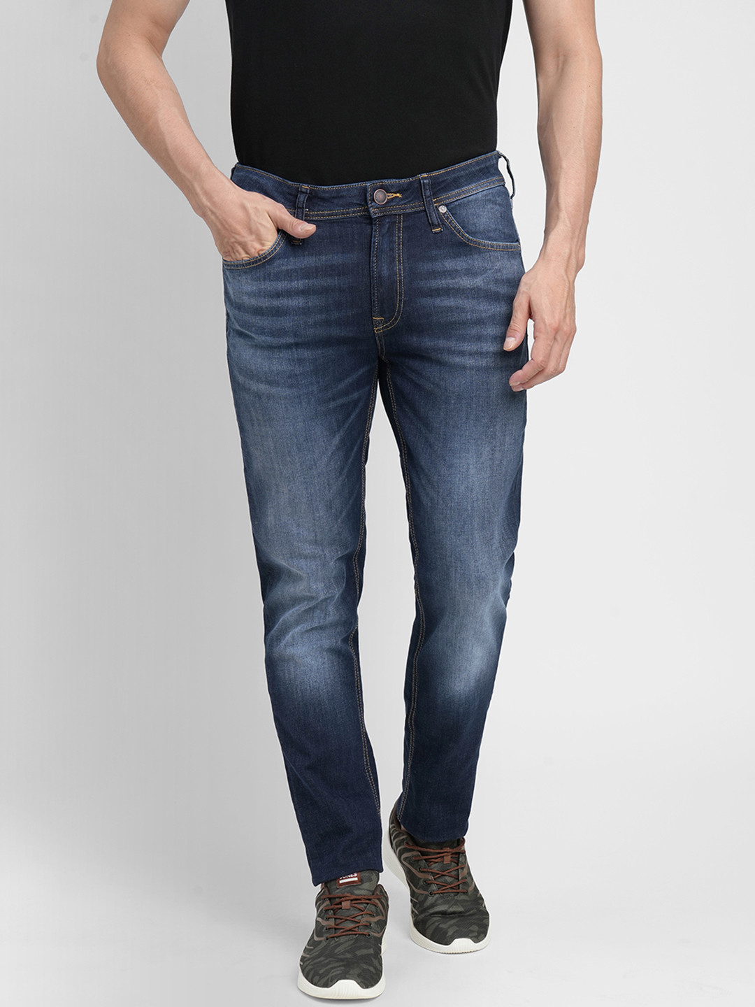 

Jack & Jones Men Blue Ben Skinny Fit Low-Rise Light Fade Stretchable Jeans