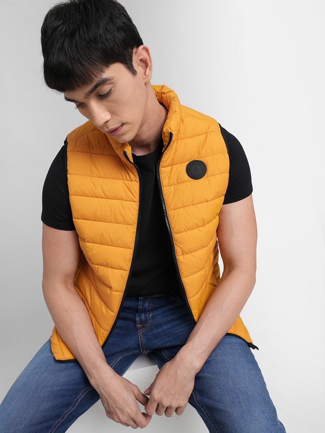 

Jack & Jones Men Yellow Mock Collar Sleeveless Solid Padded Jacket