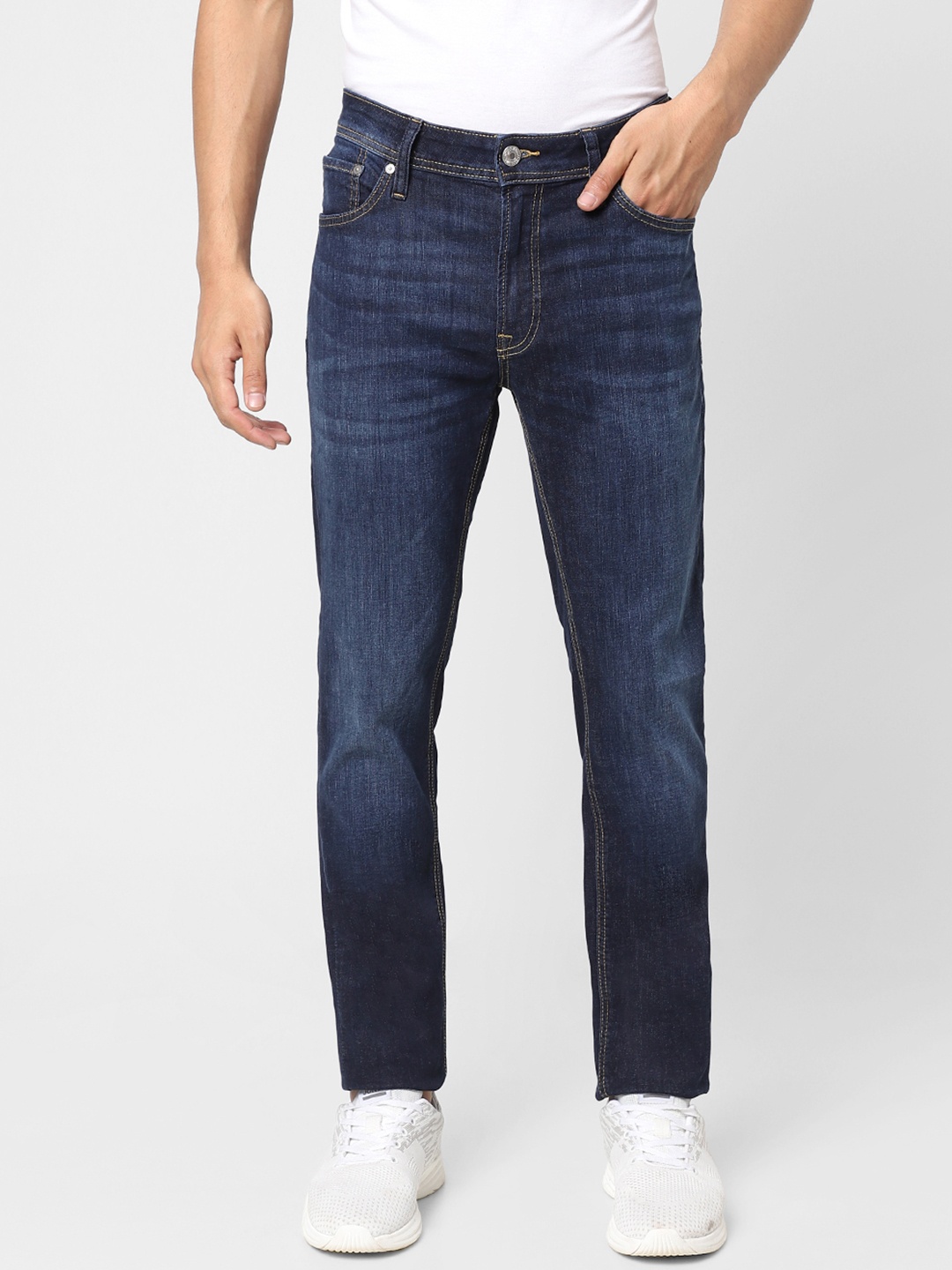 

Jack & Jones Men Medium Blue Ben Skinny Fit Low-Rise Light Fade Stretchable Jeans
