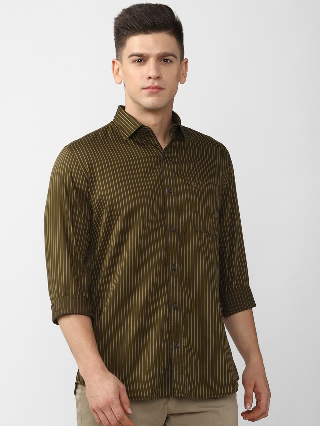 

Van Heusen Sport Men Olive Green Slim Fit Striped Casual Shirt