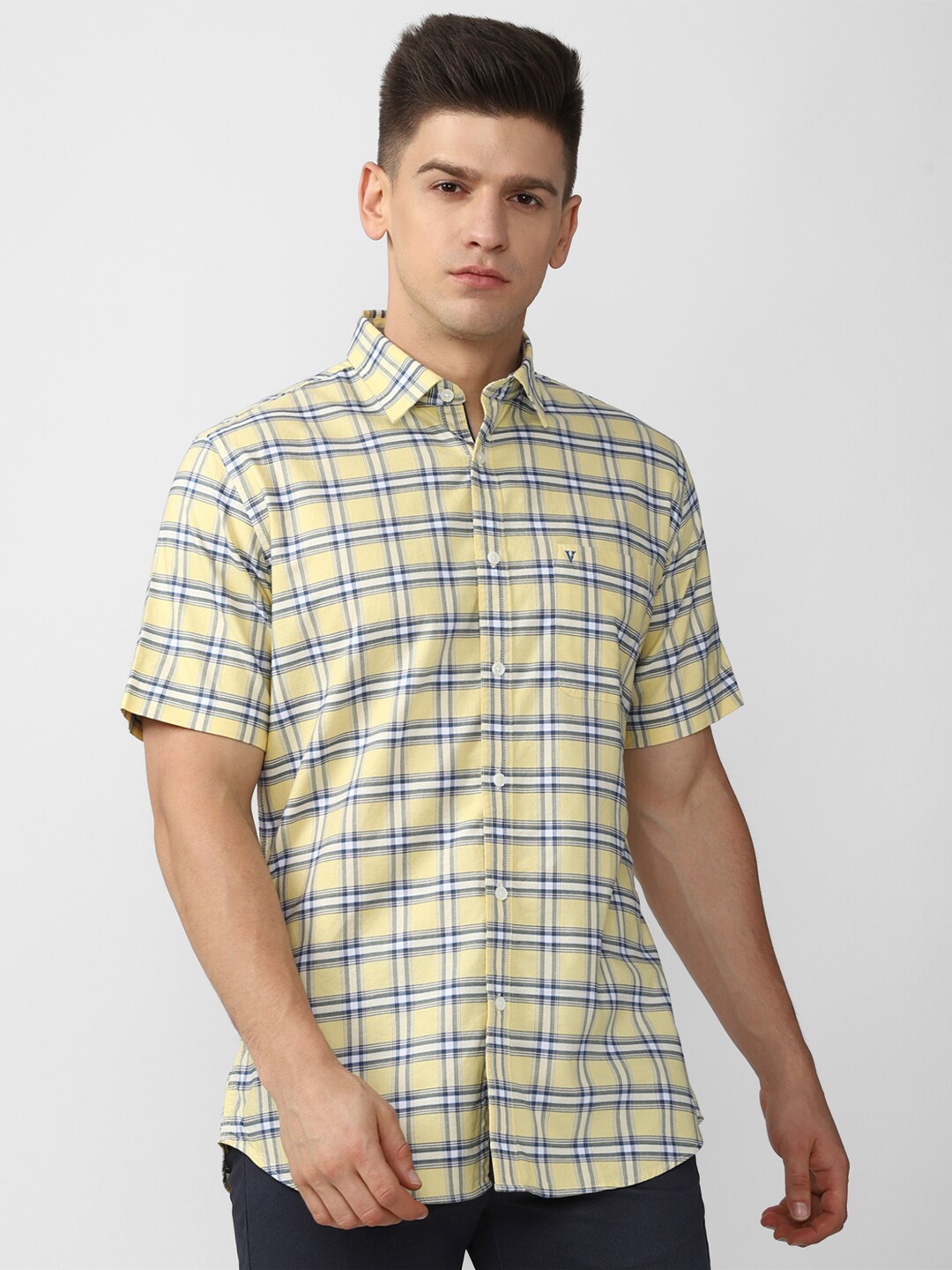 

Van Heusen Sport Men Yellow Slim Fit Checked Casual Shirt