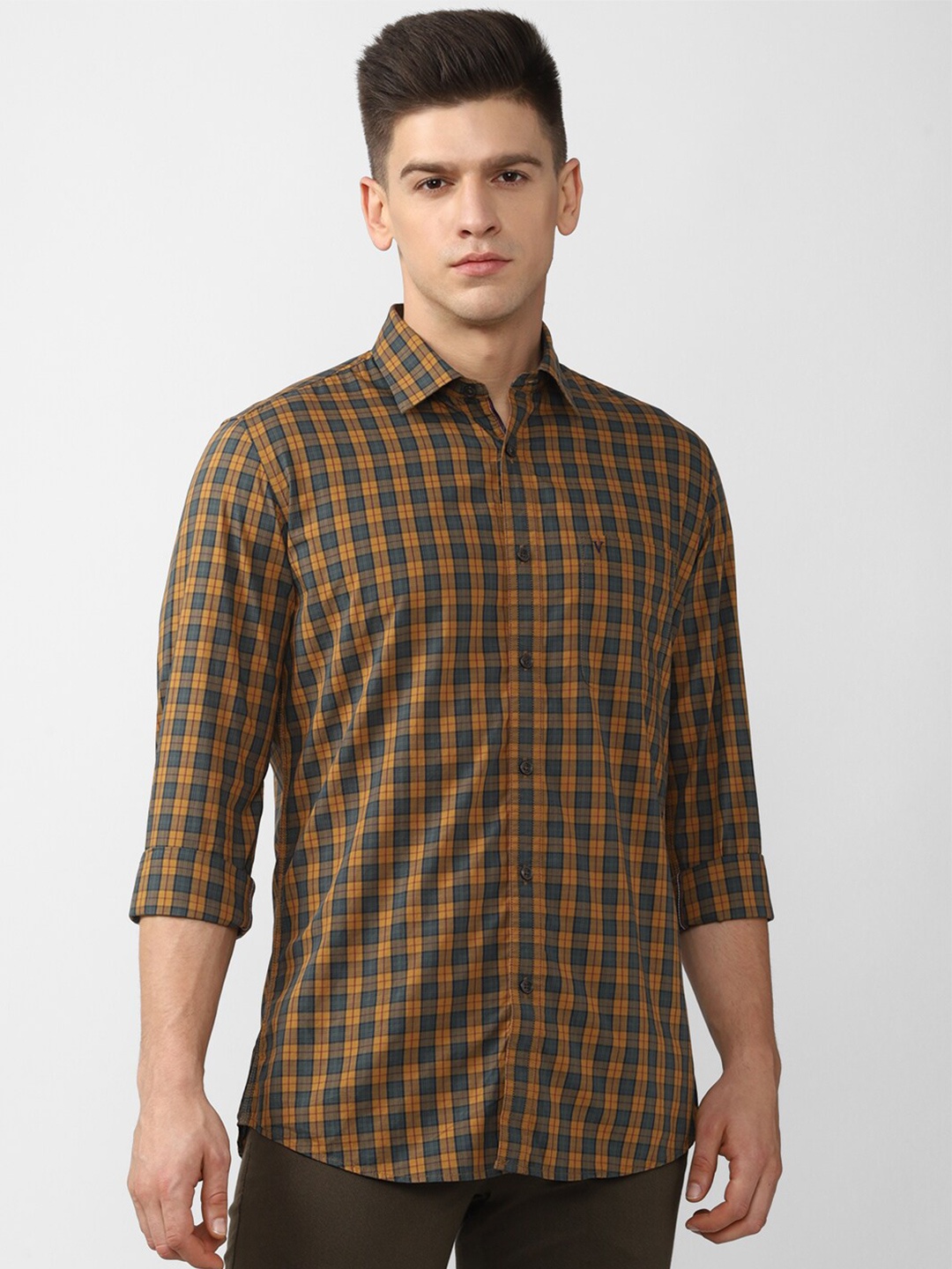 

Van Heusen Sport Men Orange Slim Fit Checked Casual Shirt