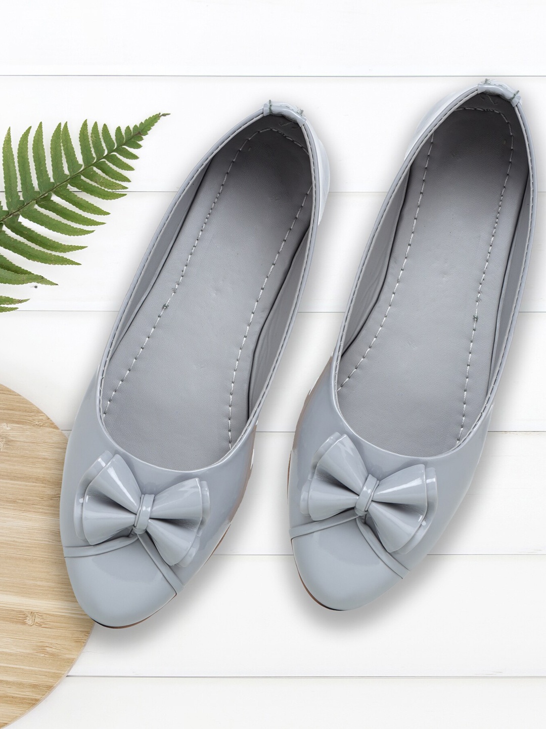 

WOMENS BERRY Women Grey Bows Flats