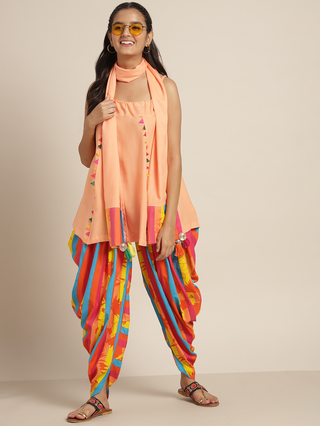 

Sangria Teen Girls Peach-Coloured & Yellow Solid Kurti with Dhoti Pants & Dupatta