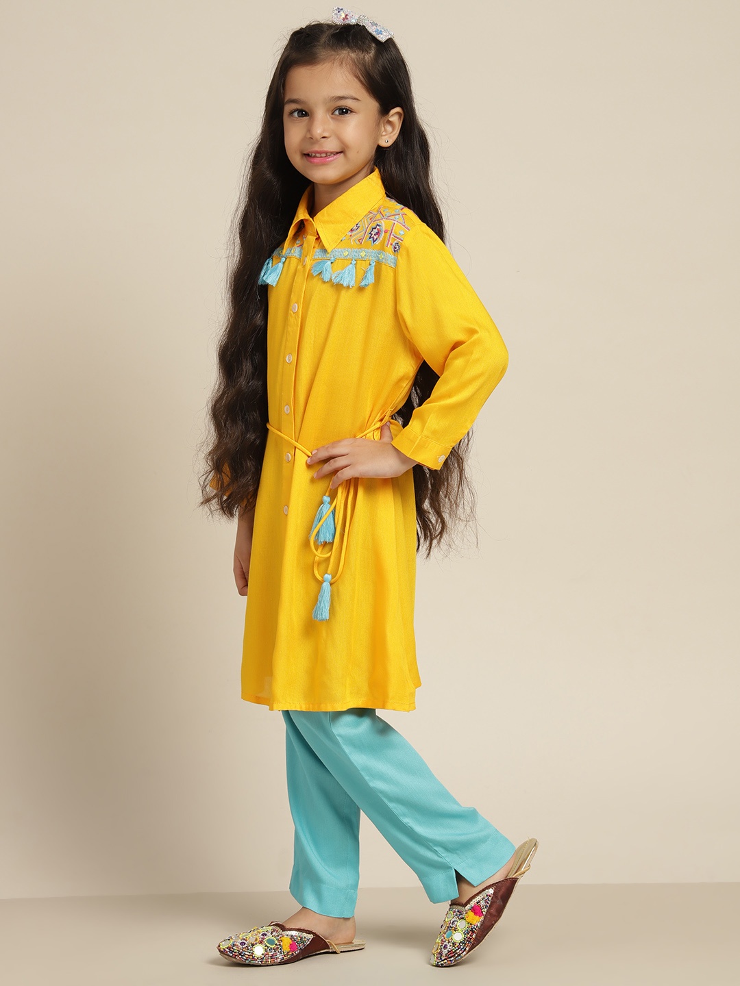 

Sangria Girls Yellow & Blue Ethnic Motifs Embroidered Kurta with Trousers