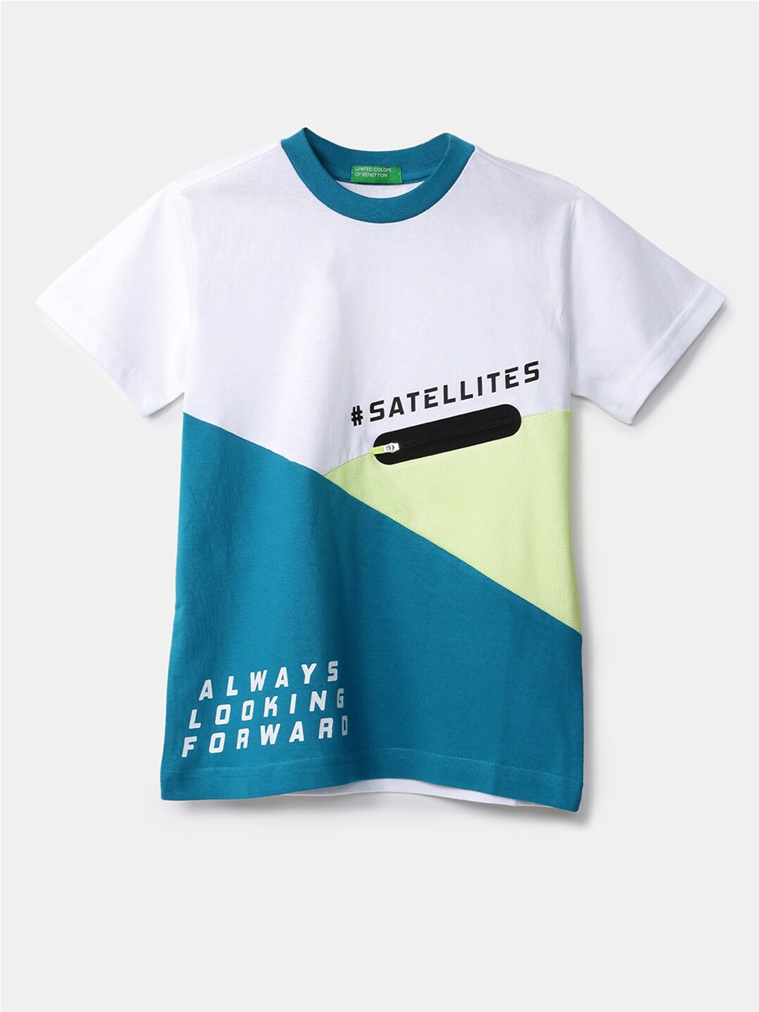 

United Colors of Benetton Boys White Applique T-shirt