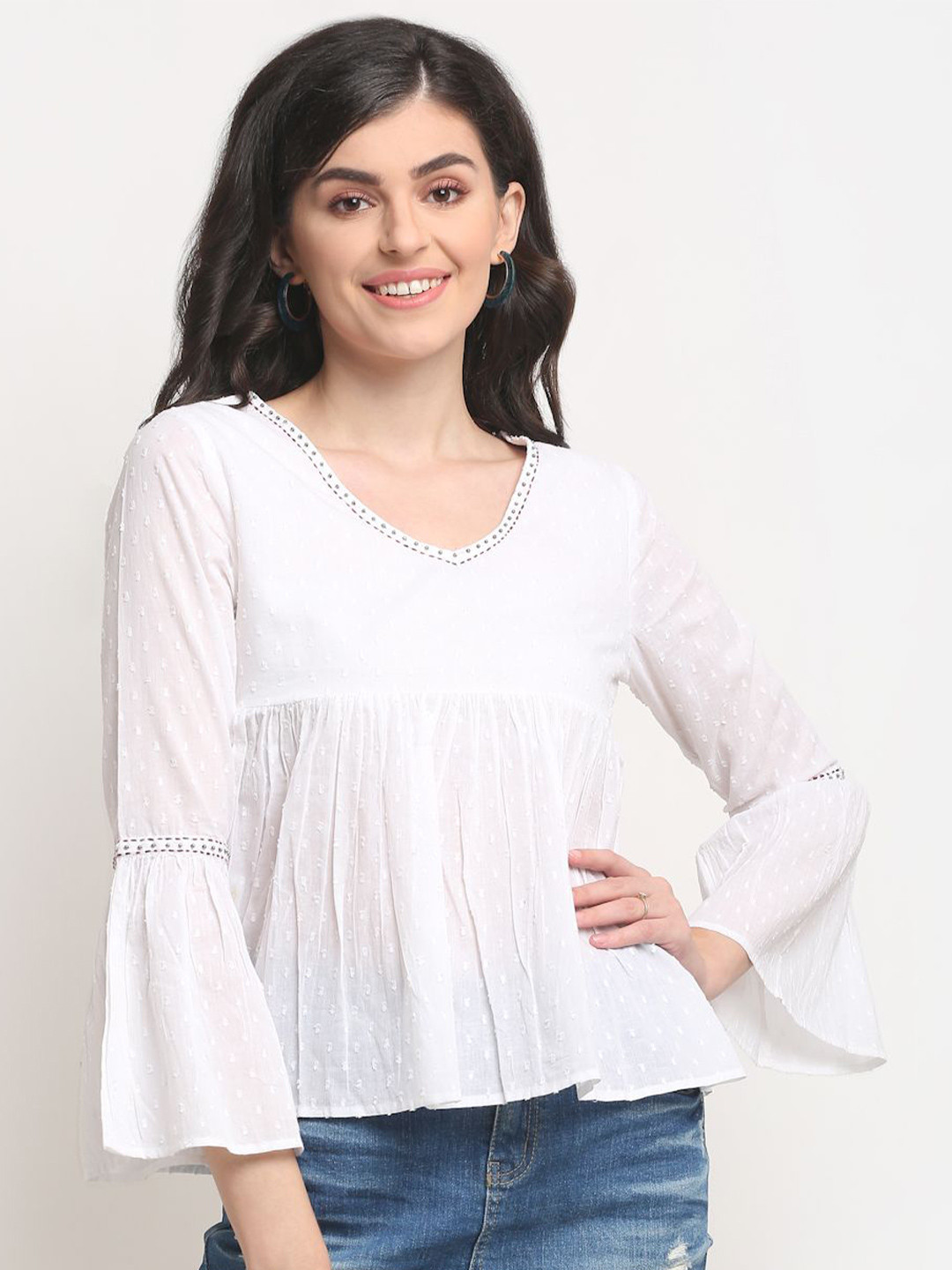 

La Zoire White Solid Cotton Top