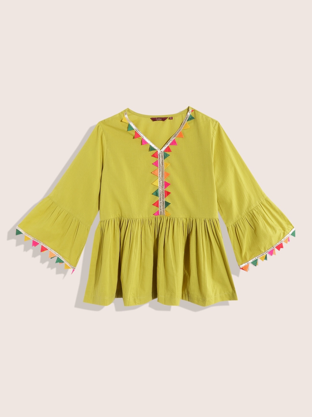 

Sangria Girls Green Solid Pure Cotton Empire Tops