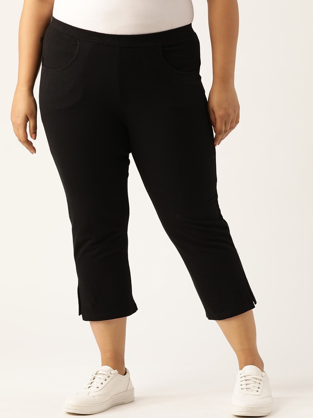 

theRebelinme Plus Women Black Solid High-Rise Cotton Capris