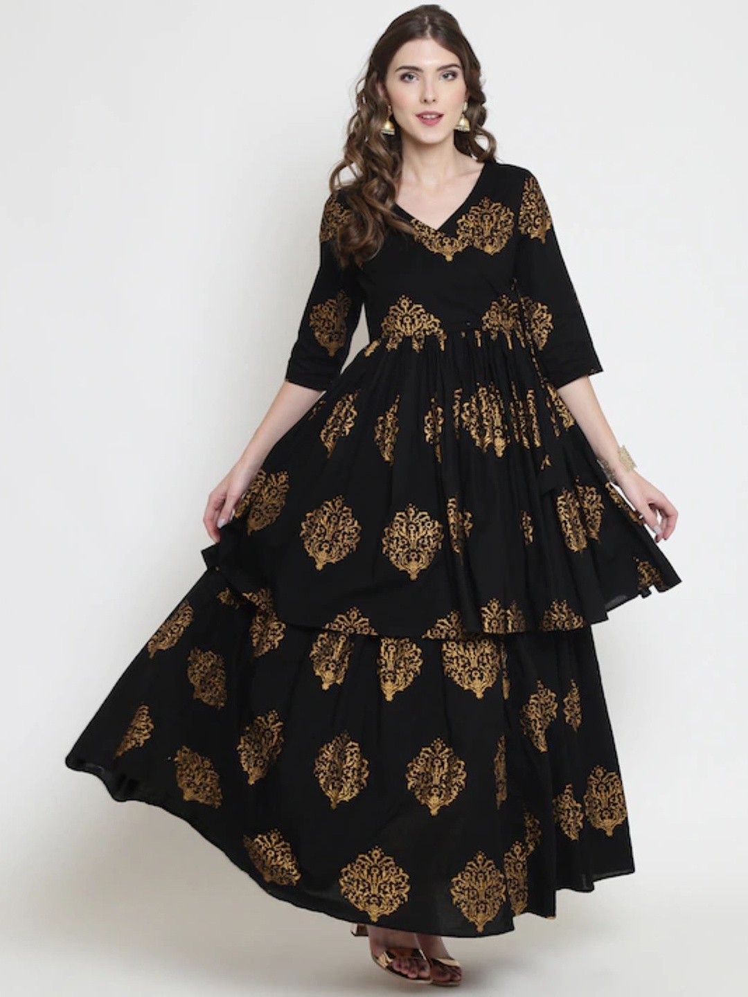 

Sera Women Black & Gold-Toned Ethnic Motifs Printed Anarkali Kurta