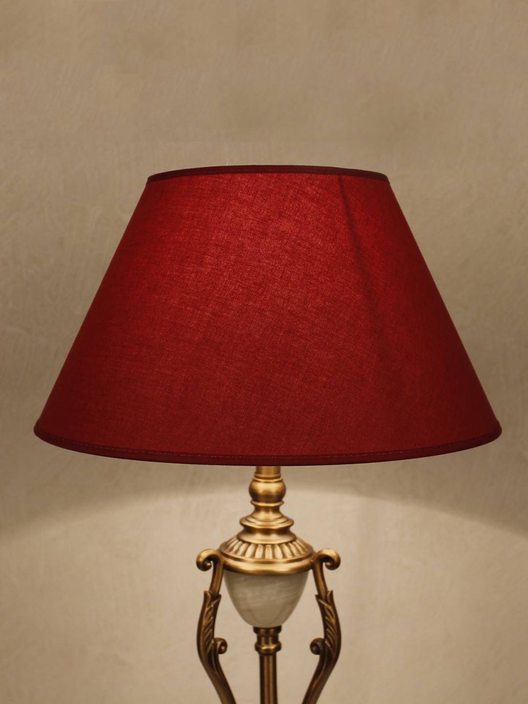 

THE LIGHT STORE Maroon Bedside Standard Table Top Lamp