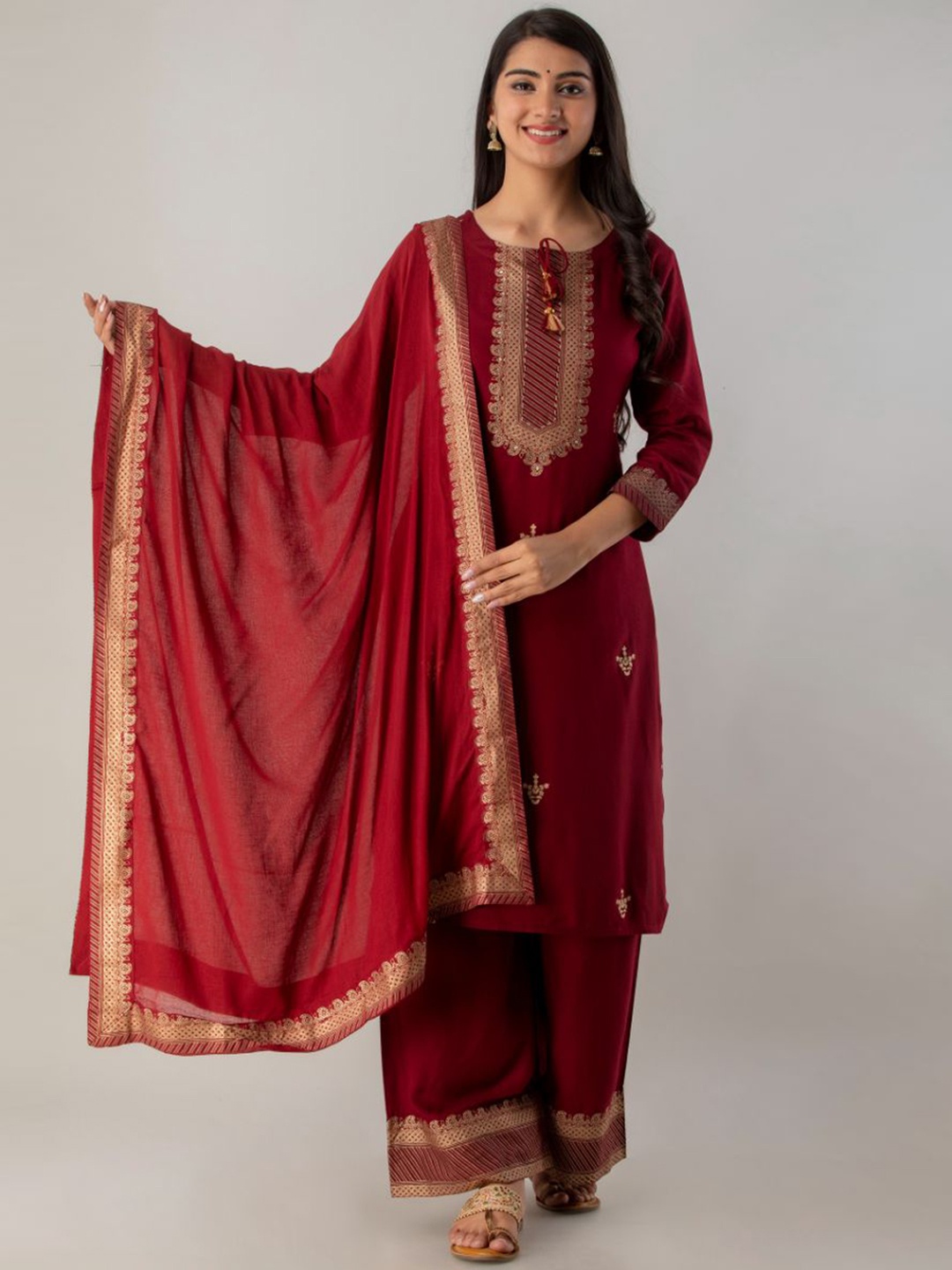 

FABISTA Women Maroon Paisley Printed Kurta with Palazzos & With Dupatta