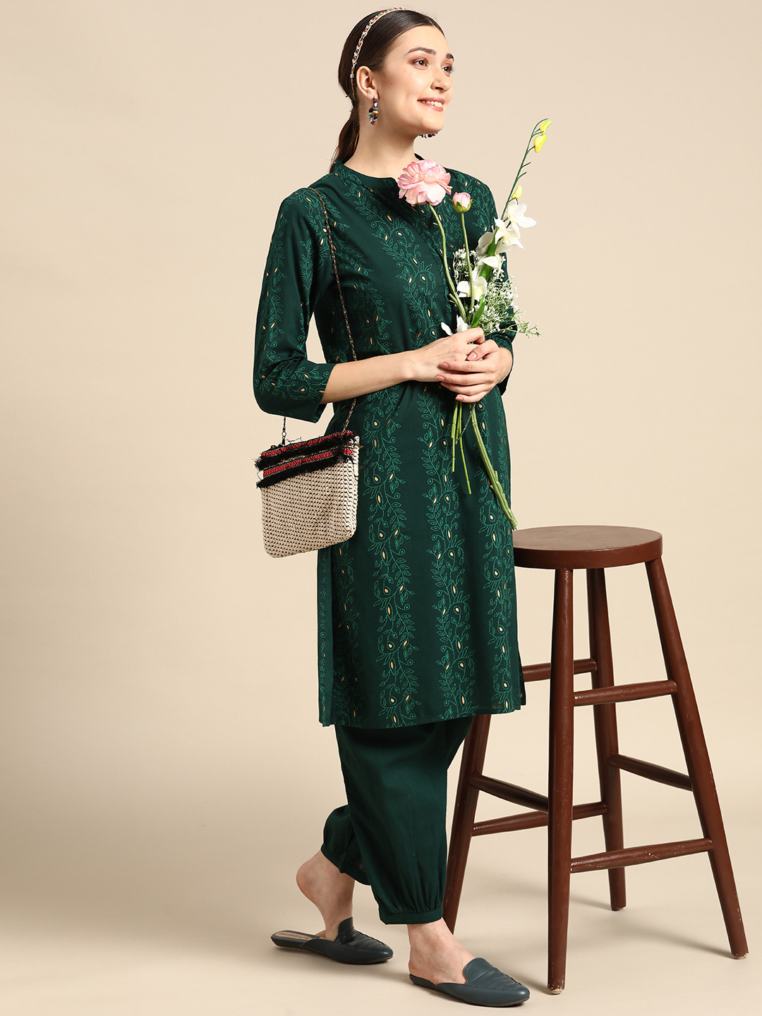 

Sangria Women Green Ethnic Motifs Printed Pure Cotton Kurta with Salwar