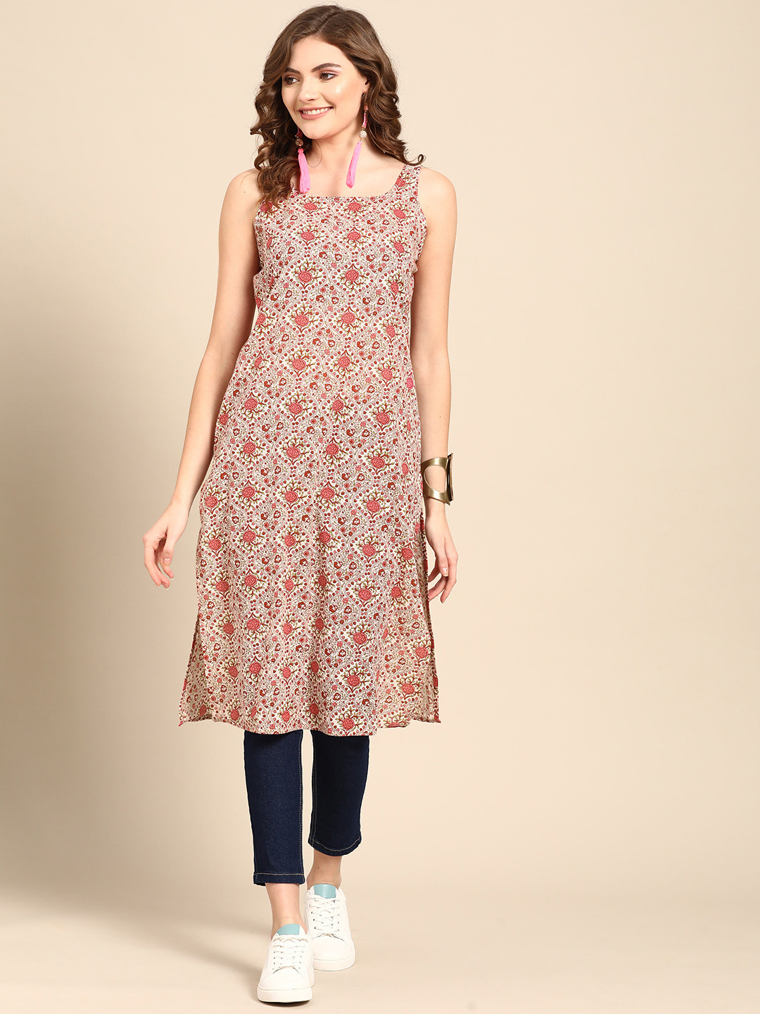 

Sangria Women White & Maroon Ethnic Motifs Printed Cotton Kurta