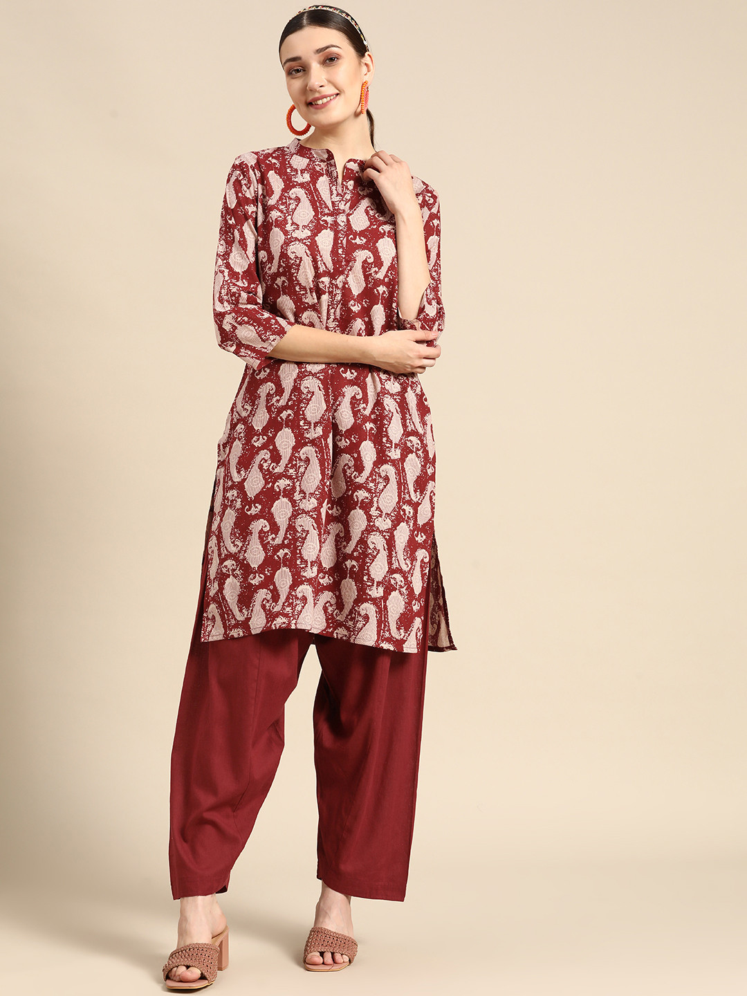 

Sangria Women Rust Red & Cream-Coloured Abstract Printed Pure Cotton Kurta with Salwar