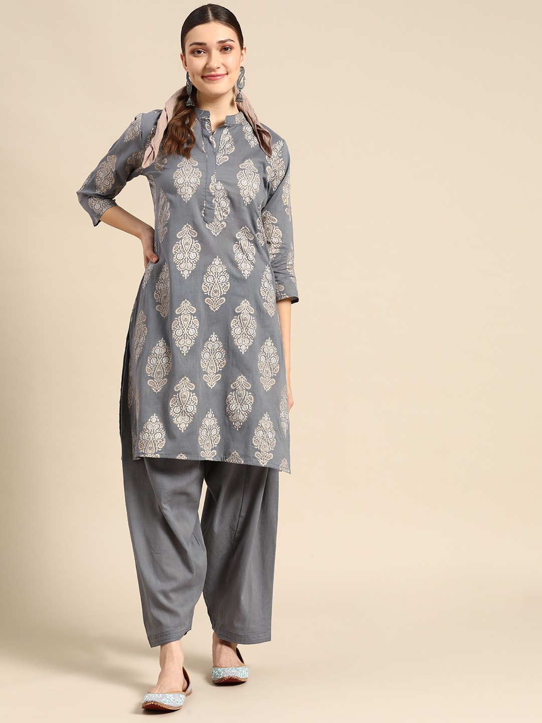 

Sangria Women Grey Ethnic Motifs Printed Pure Cotton Kurta with Salwar