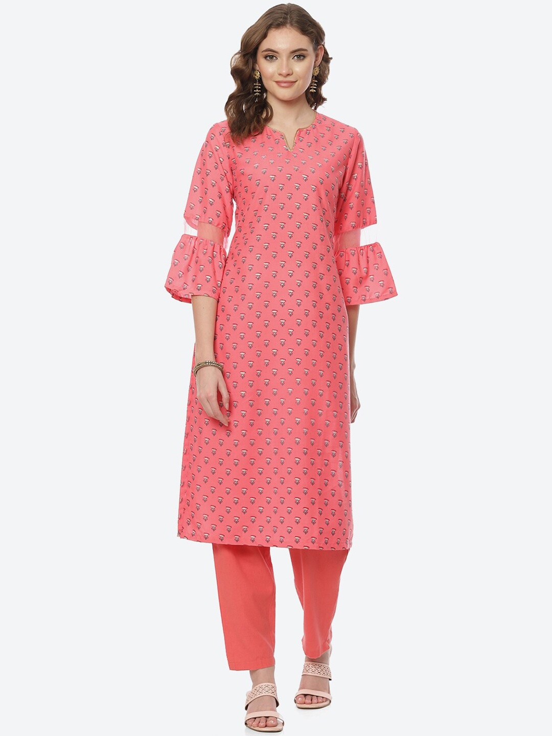 

Rangriti Women Pink Ethnic Motifs Printed Bell Sleeves Kurta