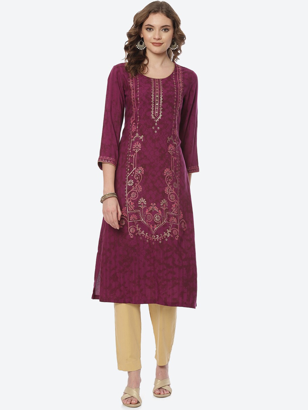 

Rangriti Women Purple Ethnic Motifs Embroidered Thread Work Kurta