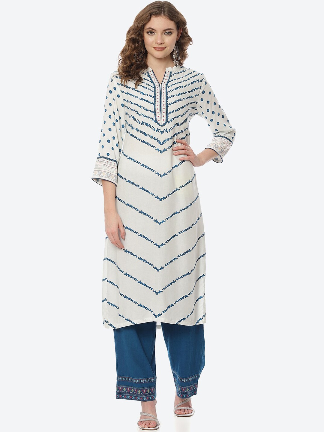

Rangriti Women White Striped Flared Sleeves Thread Work Kurta