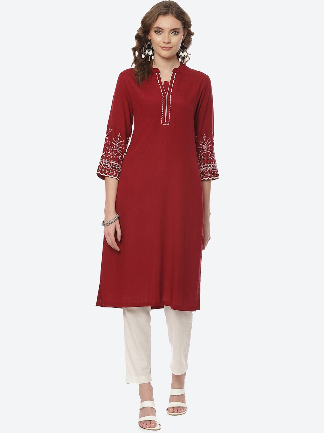 

Rangriti Women Red Thread Work Kurta