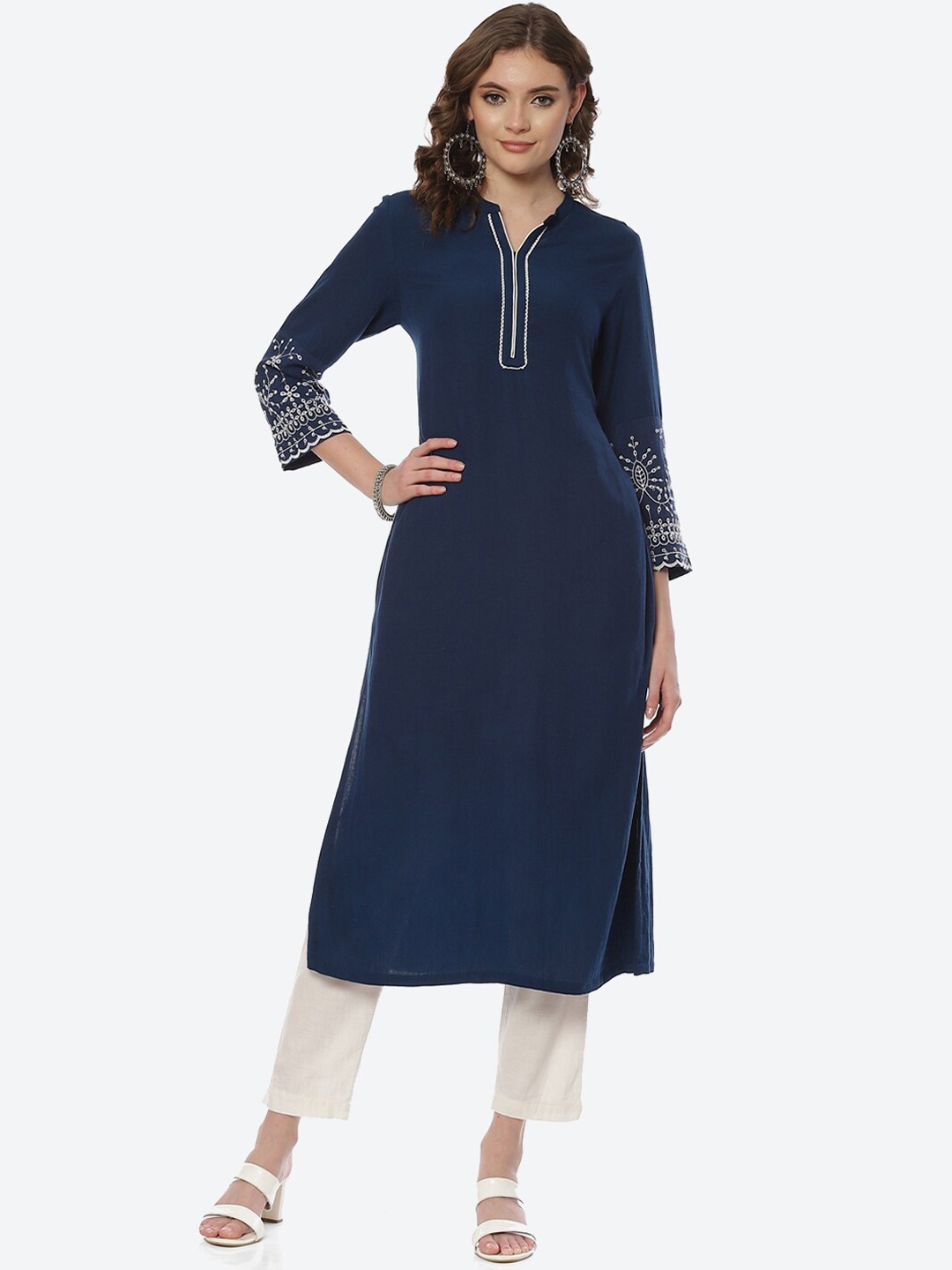 

Rangriti Women Blue Kurta