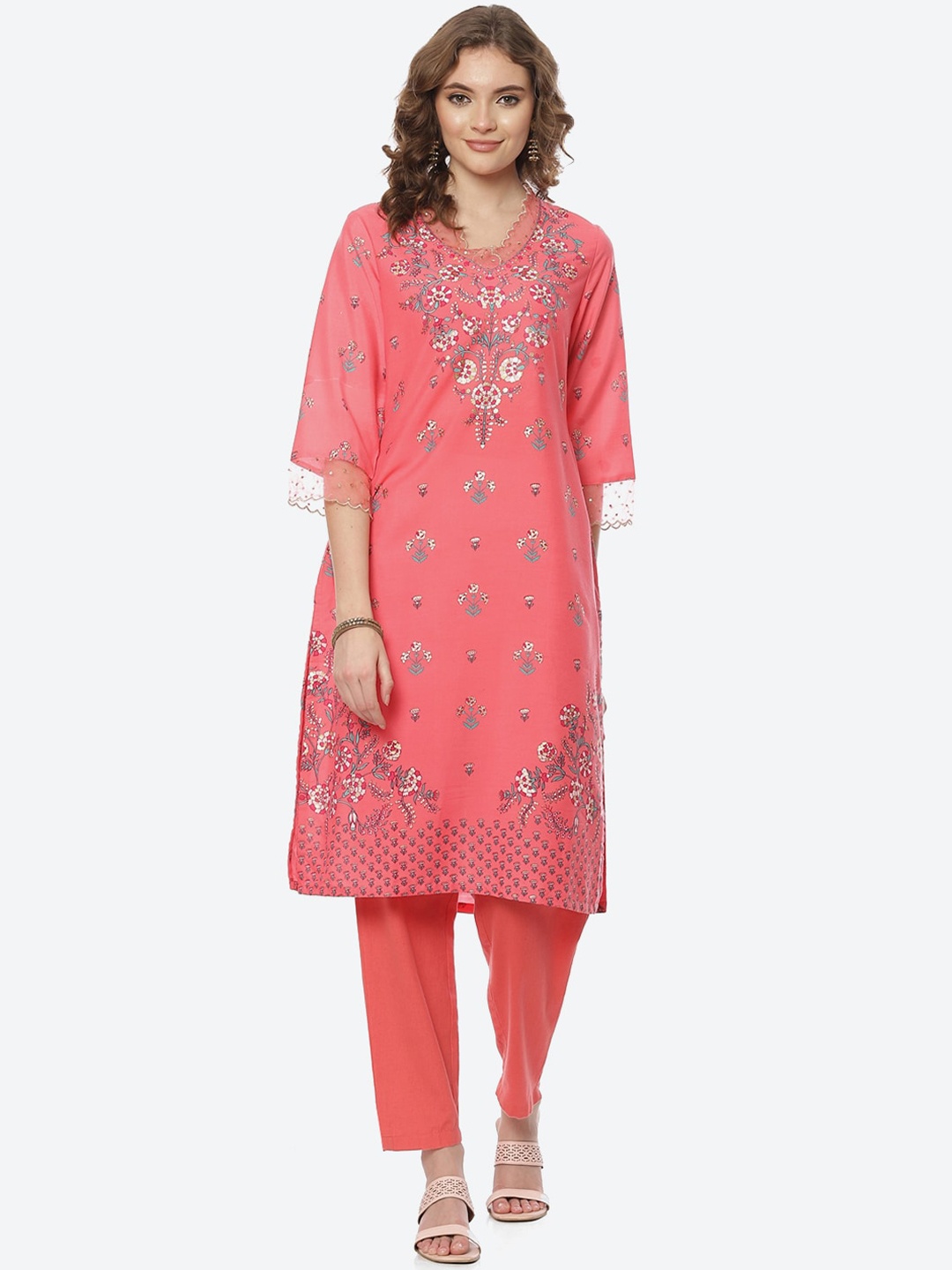 

Rangriti Women Pink Ethnic Motifs Thread Work Kurta