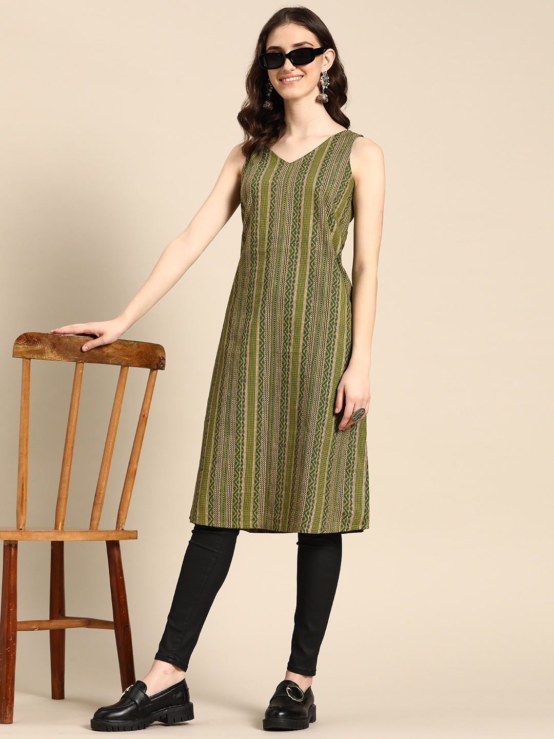 

Sangria Women Cotton Ethnic Motifs Printed Kurta, Green