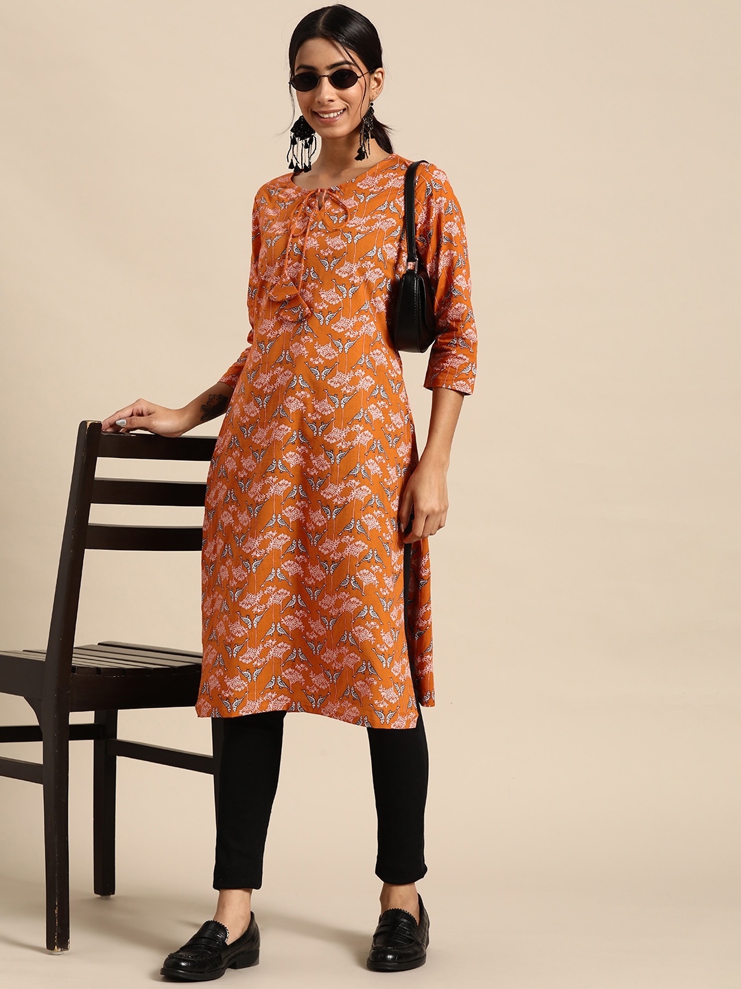 

Sangria Women Rust Orange & White Pure Cotton Ethnic Motifs Printed Straight Kurta
