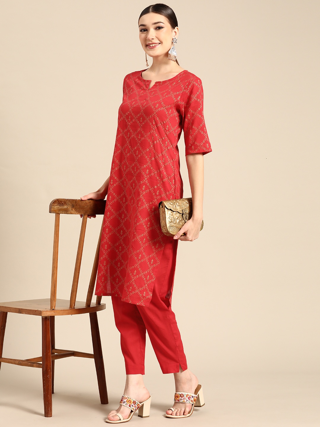 

Sangria Women Red Ethnic Motifs Printed Pure Cotton Kurta With Trousers