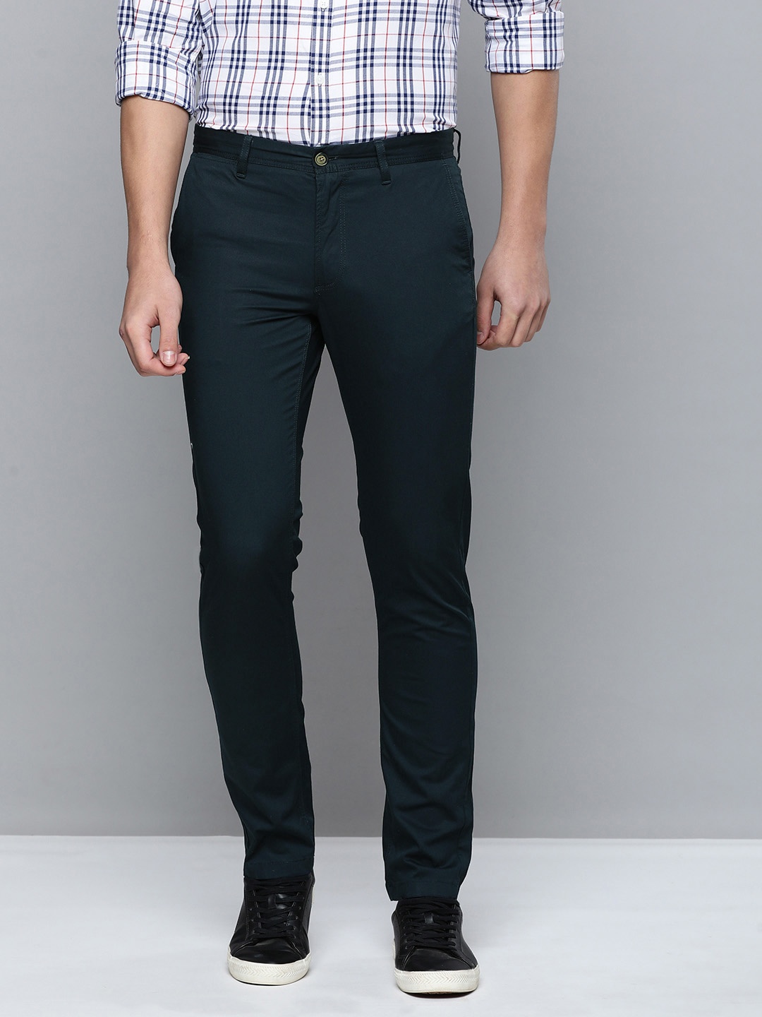 

Indian Terrain Men Navy Blue Brooklyn Slim Fit Trousers
