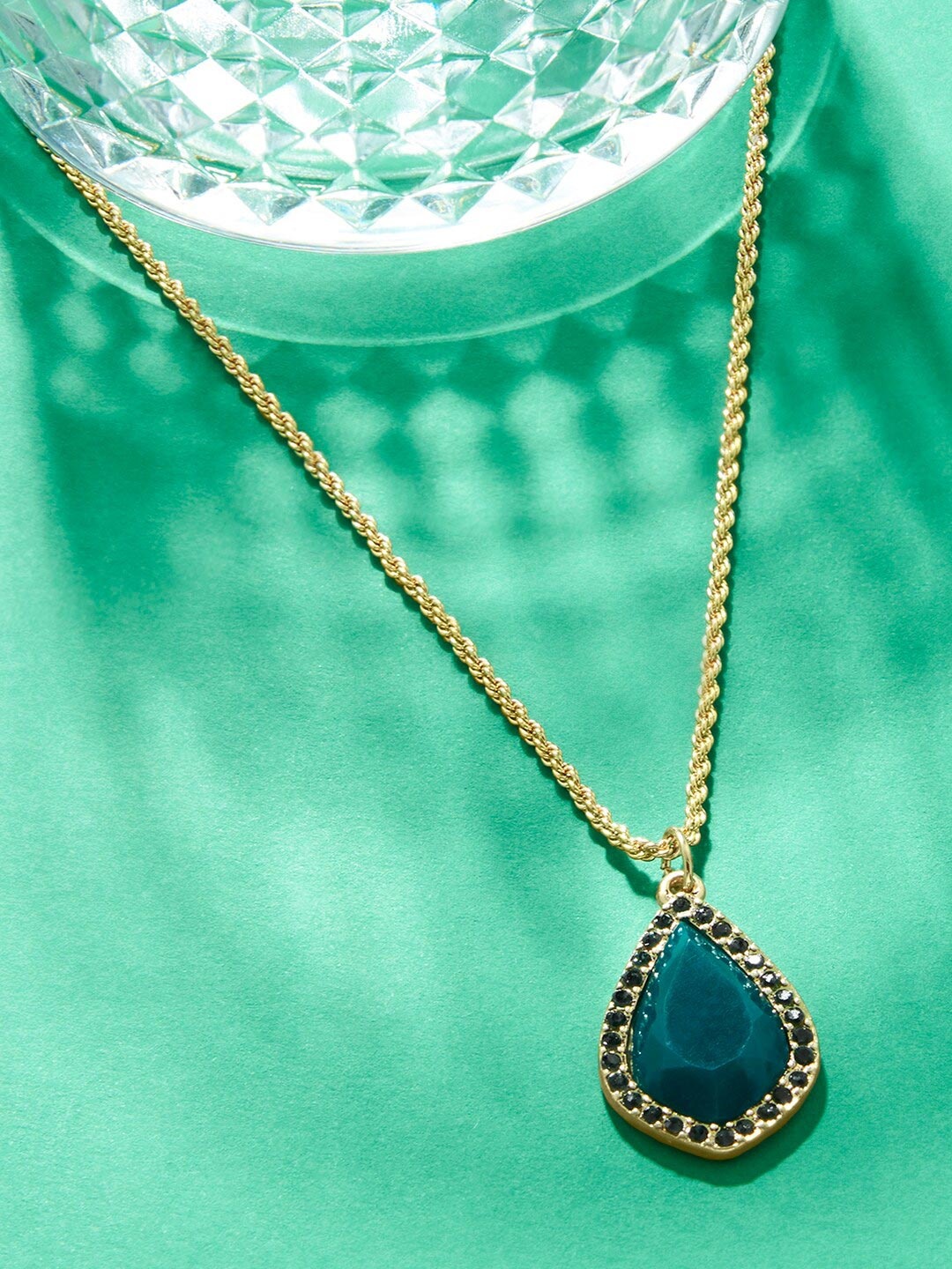 

Accessorize London Green Willow Halo Stone Crystal Necklace